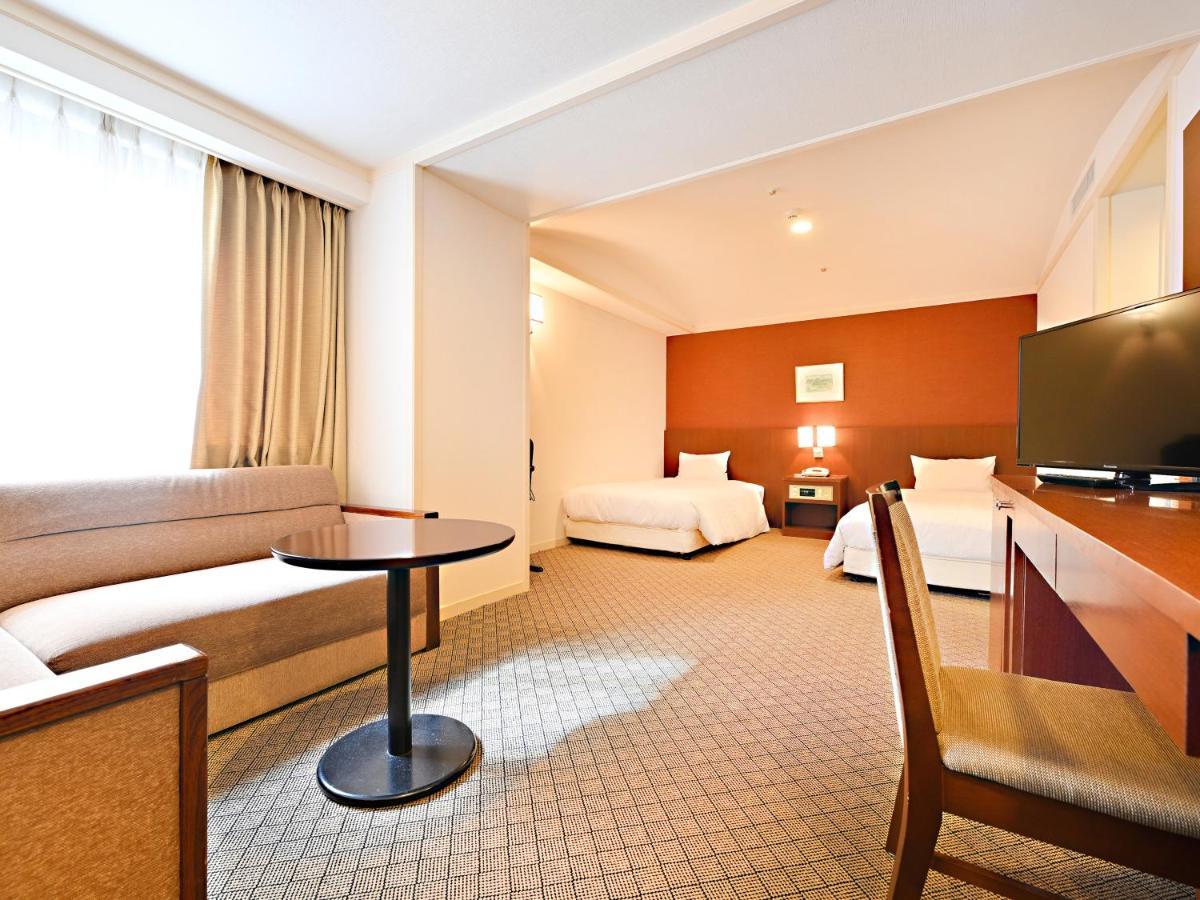 Hotel Abest Сапоро Екстериор снимка